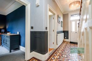 Photo 25- click for photo gallery